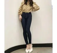 GYDA スキニーデニムパンツのサムネイル