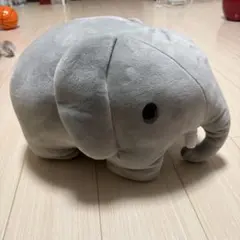 マンダリン オリエンタルホテル　バンコク限定　ぬいぐるみ 象 マンダリンオリエンタルバンコクのゾウのぬいぐるみ 2体セット - メルカリ