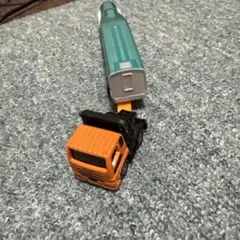 トミカ トランスポーター 新幹線 ミニカーのサムネイル