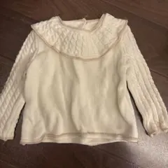 アイボリー ケーブル編み フリル襟 ニット