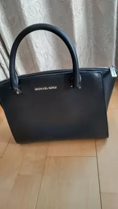 MICHAEL KORS 黒 バッグ