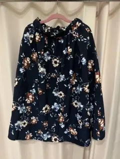 花柄スカートのサムネイル