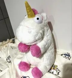 ミニオンズ　ユニコーン　ぬいぐるみ　新品タグ付き