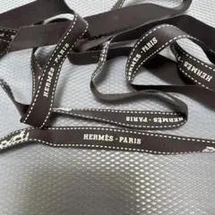 HERMES ロゴ入りブラウンリボン