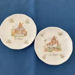 ナルミボーンチャイナ　飾り皿　二つ