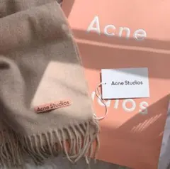 マフラー アクネ