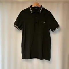 フレッドペリーブラック ポロシャツ ストライプ袖Mサイズ美品