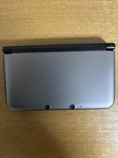 ニンテンドー3DS LL シルバー✖️ブラック　本体　伸びるタッチペン付き