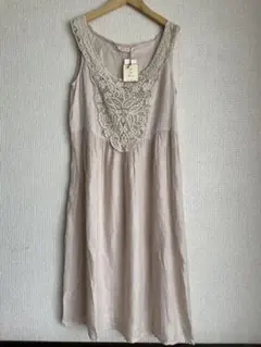 ペーハーブルー　ノースリーブ　ワンピース　ピンクベージュ　レース