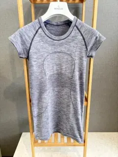lululemon レディース 半袖Tシャツ サイズ4 - メルカリ