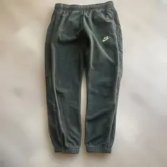 Item thumbnail for item 44a0b463-43af-4b78-aff5-444d06096a80