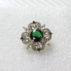 Item thumbnail for item 252a0294-42e7-4c87-93e3-2e53fc158f8b