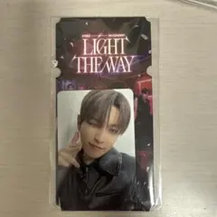 ATEEZ VR コンサート LIGHT THE WAY 入場特典 ホンジュン - メルカリ