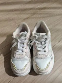 NUOVO ホワイト ピンク スニーカー20cm