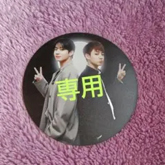 ✤ぐく丸吉✤ グク フィルム風 アクスタ 木製スタンド付 Type:B 2025年最新】bts グク アクスタの人気アイテム - メルカリ