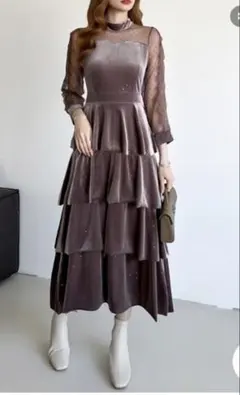 新品未使用タグCOCOMOMO ティアードドレス モカ 同窓会 オケージョ