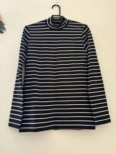 無印良品　起毛フライス編みハイネック長袖Tシャツ