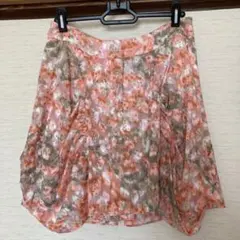 ミニスカート　ピンク　花柄のサムネイル