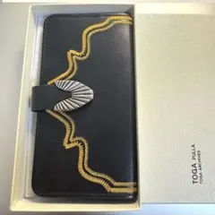 美品✨TOGA PULLA スマホケース⭕️箱、粘着テープ付きのサムネイル