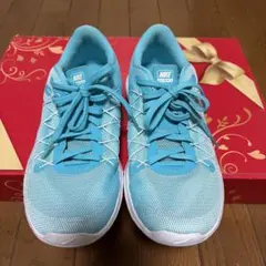 NIKE FURY 2 ライトブルー 美品　日曜日迄出品のサムネイル