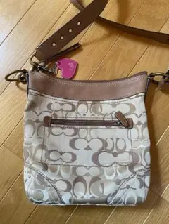 COACH  ショルダーバッグ　シグネチャー