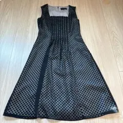UNTITLED ノースリーブ ひざ丈ワンピース サイズ2