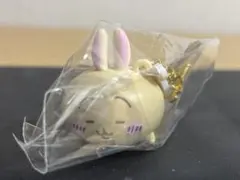 韓国限定　ちいかわ　ウサギ　睡眠中　フィギュアキーホルダー