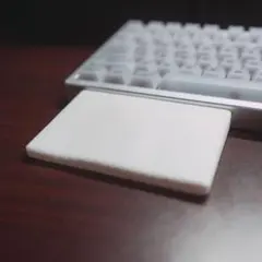 エルゴノミクス形状 リストレスト（ホワイト）