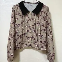 パラビオン　長袖花柄ブラウス　秋物　フリーサイズのサムネイル