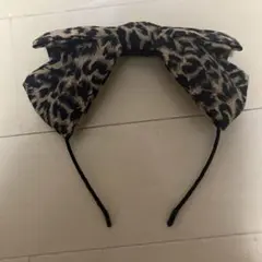ヒョウ柄リボンカチューシャ