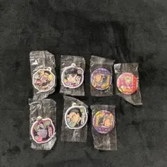 鬼滅の刃　くら寿司　まとめ売り　キーホルダー　缶バッジ