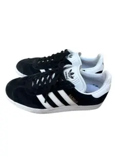 adidas Gazelle 黒