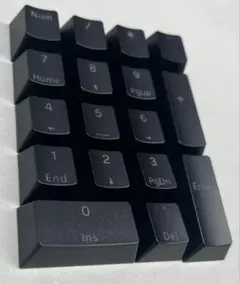 CherryMX テンキー キーキャップ 黒色 バックライト透過 ブラックのサムネイル