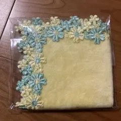 【新品】近沢レース　花花　タオルハンカチ　イエローchikazawaのサムネイル