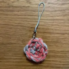 キーホルダー　編み物