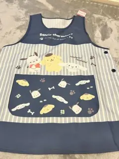 新品未使用タグ付き☆エプロン　サンリオ　ポチャッコ　プリン　シナモロール　M-L