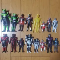 ウルトラマン 仮面ライダー ソフビ フィギュア まとめ売り - メルカリ