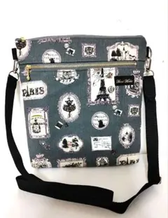 サコッシュアンティークフレームＣ3 軽量　2ファスナー　ペットボトル長財布可