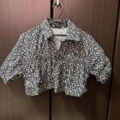 ZARA 花柄 クロップドシャツ Sサイズ