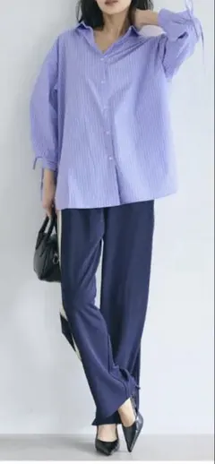 coca 袖シャーリングシャツ レディース　ブルーのサムネイル