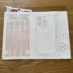 新品　iPhone13Pro スマホ用シール　白