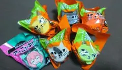 BOSS カフェベース 猫キャップ 4種＋シークレット　おまけ付きのサムネイル