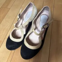 送料込　スペイン製　メンケス　フラメンコシューズ 黒とベージュのコンビ