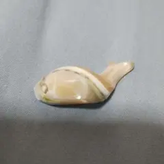 魚の置物 天然石風