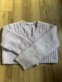 ZARA 薄紫 Vネックリブ編みセーター