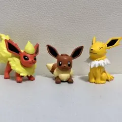 ポケットモンスター イーブイいっぱいコレクション ガチャ サンダース ブースター