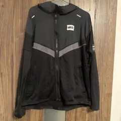 Nike ランニング　フード付きジャケット M ブラック