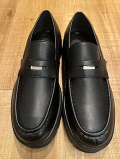 チャンキーソールローファー GU