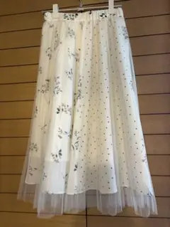⭐︎JILLSTUART⭐︎ 花柄ドットチュールロングスカートのサムネイル