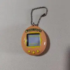 Tamagotchi オレンジ色 キーチェーン付き